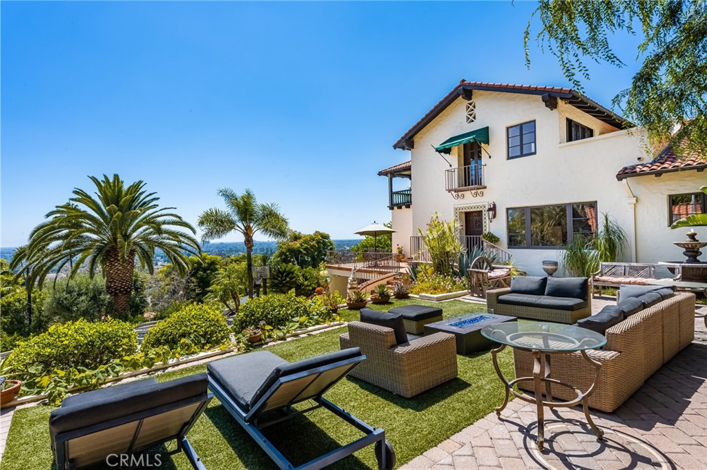 1681 La Loma, North Tustin, CA 92705
