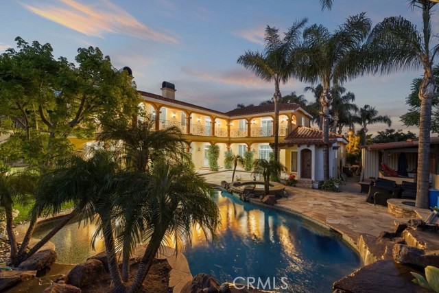 Detail Gallery Image 5 of 41 For 14667 Tyler St, Sylmar,  CA 91342 - 7 Beds | 6 Baths