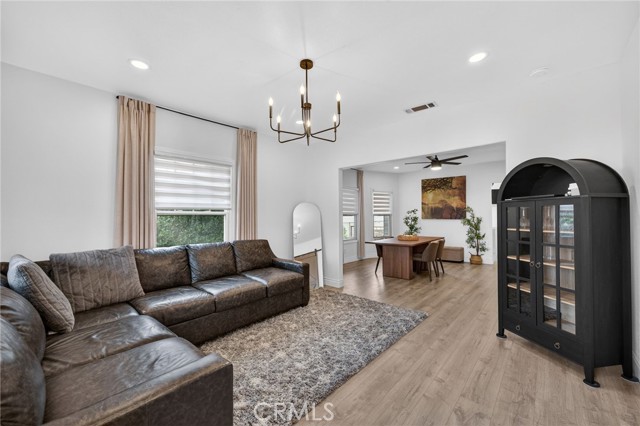 Detail Gallery Image 4 of 36 For 4707 Berkley, Hemet,  CA 92544 - 3 Beds | 1 Baths