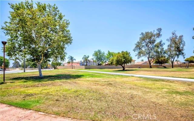 24416 Filaree Avenue, Moreno Valley CA: https://media.crmls.org/medias/e32eda20-a427-428c-9975-469cd6e3202c.jpg