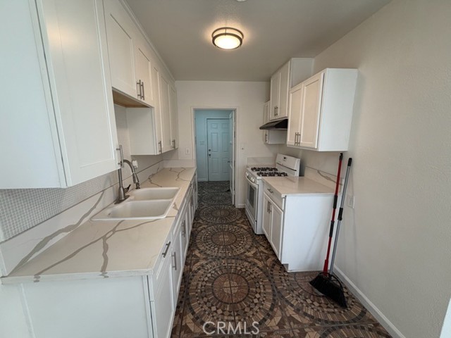 Detail Gallery Image 5 of 8 For 15356 Merrill Ave #1,  Fontana,  CA 92335 - 1 Beds | 1 Baths