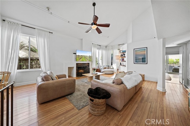 Detail Gallery Image 3 of 38 For 73 Calle Sol, San Clemente,  CA 92672 - 3 Beds | 3 Baths