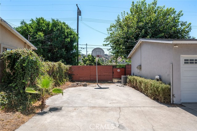 Detail Gallery Image 38 of 48 For 1032 E Lemon Ave, Glendora,  CA 91741 - 3 Beds | 1/1 Baths