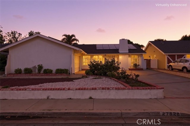 27828 Parkvale, Santa Clarita CA: https://media.crmls.org/medias/e330ee28-1633-4256-801e-0e852ecd95a0.jpg
