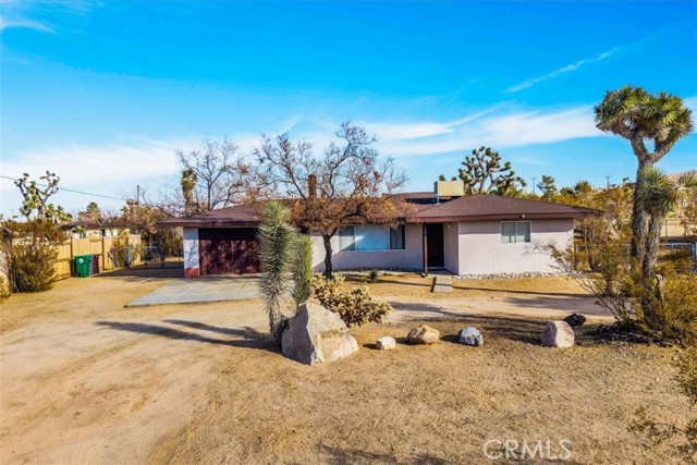 Detail Gallery Image 1 of 42 For 7011 La Habra Ave, Yucca Valley,  CA 92284 - 2 Beds | 2 Baths