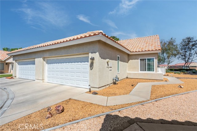 Detail Gallery Image 1 of 1 For 11690 Oak St, Apple Valley,  CA 92308 - 2 Beds | 2 Baths