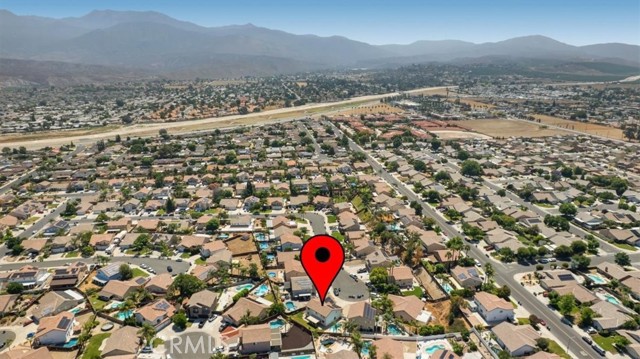 5444 Broderick Court, Hemet CA: https://media.crmls.org/medias/e3329012-8460-4093-b122-ea2b3ae5da2b.jpg