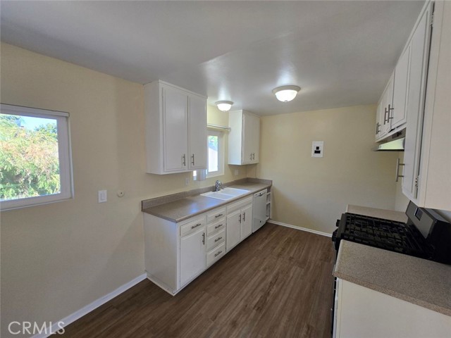 Detail Gallery Image 7 of 12 For 341 Unit C Woodland Pl #C,  Costa Mesa,  CA 92627 - 2 Beds | 1 Baths