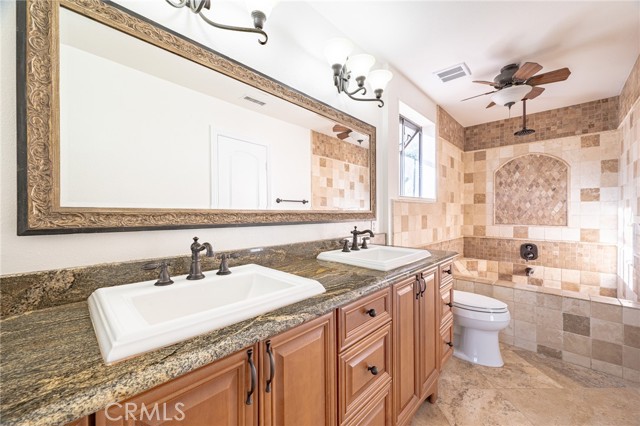 Detail Gallery Image 26 of 32 For 731 Langer Dr, Placentia,  CA 92870 - 4 Beds | 3 Baths