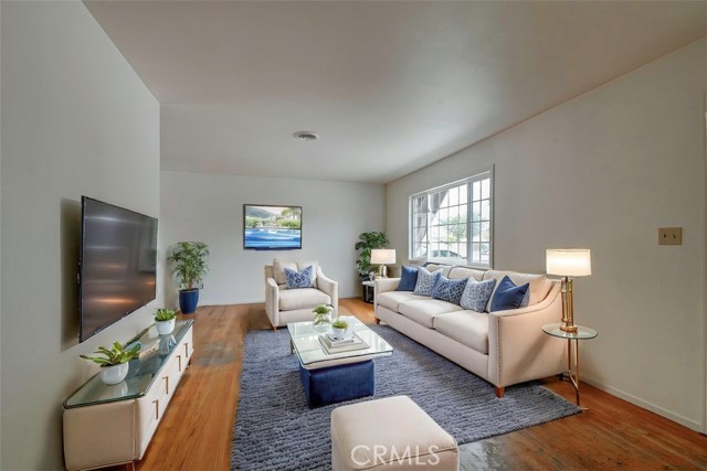 Detail Gallery Image 4 of 27 For 7556 Cody Dr, Stanton,  CA 90680 - 3 Beds | 2 Baths