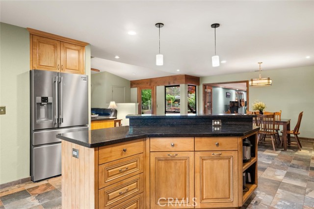 Detail Gallery Image 14 of 59 For 80 Mimosa, Chico,  CA 95973 - 4 Beds | 2 Baths