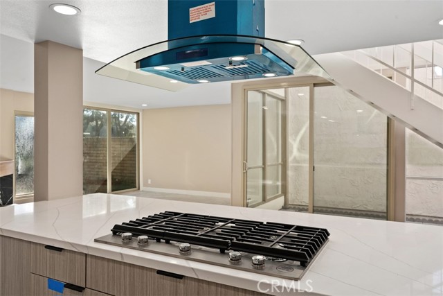 Detail Gallery Image 12 of 40 For 54 Oak Tree Ln, Irvine,  CA 92612 - 4 Beds | 2/1 Baths