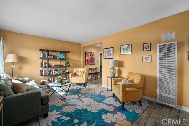 Detail Gallery Image 4 of 33 For 9161 Priscilla St, Downey,  CA 90242 - 2 Beds | 1 Baths