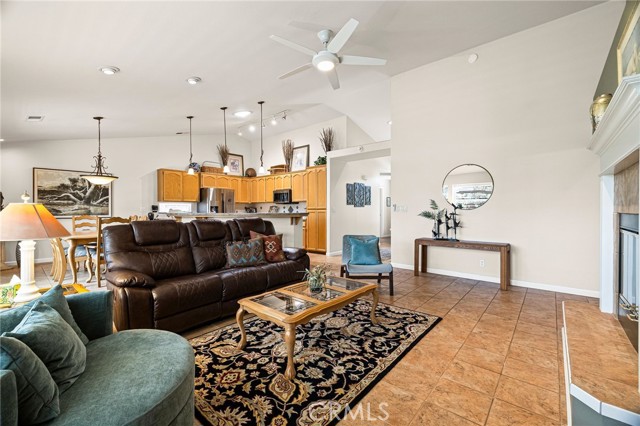 Detail Gallery Image 16 of 49 For 214 Windrose Ct, Chico,  CA 95973 - 3 Beds | 2 Baths