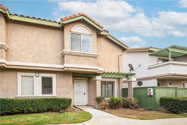 Detail Gallery Image 3 of 33 For 8362 Sunset Trail Pl #B,  Rancho Cucamonga,  CA 91730 - 3 Beds | 2/1 Baths