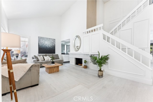 24652 Ashland Drive, Laguna Hills CA: https://media.crmls.org/medias/e33589c4-ebfb-4639-a0db-ce6dbd51f6af.jpg