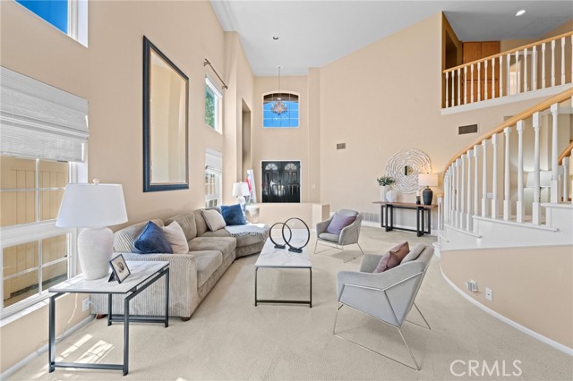 Detail Gallery Image 7 of 45 For 45422 Camino Monzon, Temecula,  CA 92592 - 4 Beds | 4 Baths