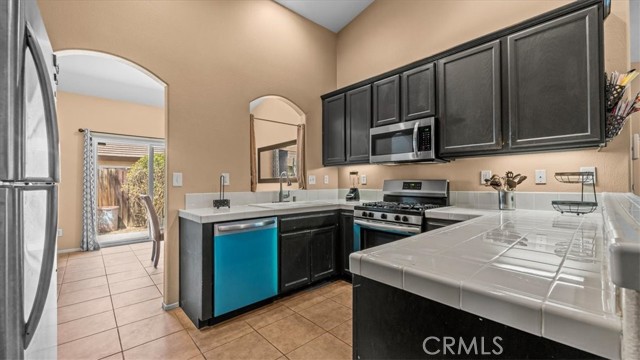 Detail Gallery Image 9 of 41 For 416 Jonnie Way, San Jacinto,  CA 92583 - 3 Beds | 2 Baths