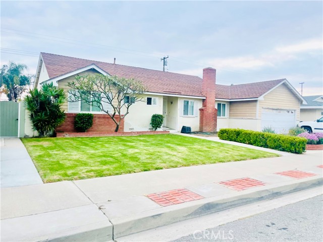 258 N Shasta St, Orange, CA 92869