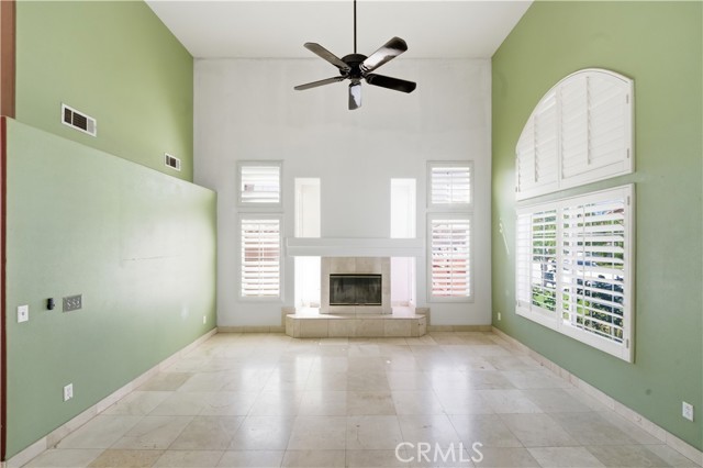 Detail Gallery Image 8 of 20 For 5642 Lighthouse, Palmdale,  CA 93552 - 3 Beds | 3 Baths