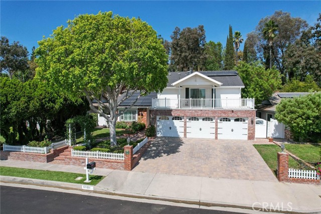 17101 Gledhill St, Northridge, CA 91325