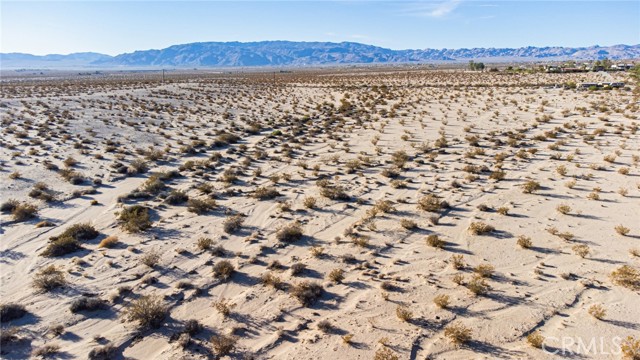 Detail Gallery Image 25 of 29 For 71531 Pioneer Trl, Twentynine Palms,  CA 92277 - – Beds | – Baths