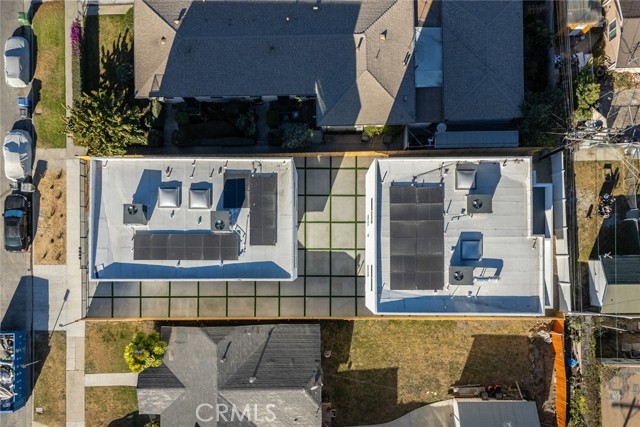 2402 S Cochran Avenue, Los Angeles CA: https://media.crmls.org/medias/e338e23e-208f-4631-8614-847b43b6d0dc.jpg