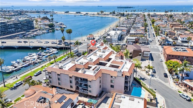 201 Bay Shore Avenue, Long Beach CA: https://media.crmls.org/medias/e33ca0a2-adc3-421c-8249-6049d825be0a.jpg