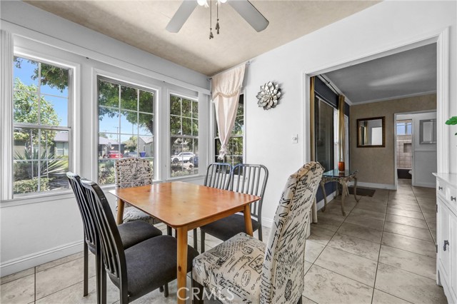 2451 Graydon Avenue, Monrovia CA: https://media.crmls.org/medias/e33d32de-95d0-4169-ba77-91d2e56d0f3a.jpg