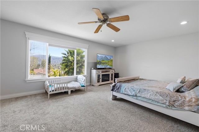 Detail Gallery Image 42 of 54 For 28442 Alder Peak, Canyon Country,  CA 91387 - 5 Beds | 3 Baths