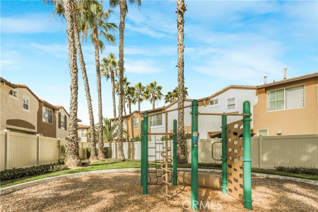 Detail Gallery Image 18 of 20 For 39246 Mango Bay Ln #B,  Murrieta,  CA 92563 - 3 Beds | 2/1 Baths