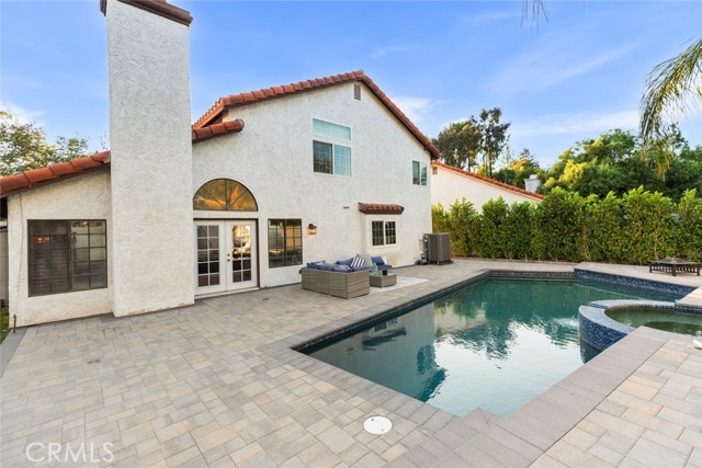 25010 Foxtail Court, Stevenson Ranch CA: https://media.crmls.org/medias/e33ed676-24c9-4275-9b27-710e27d40742.jpg