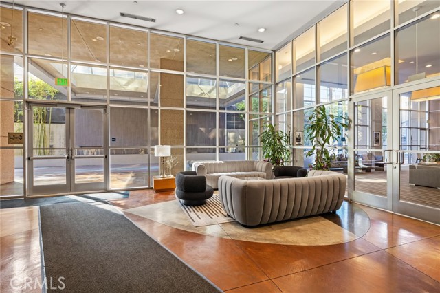 Detail Gallery Image 14 of 23 For 801 S Grand #1611,  Los Angeles,  CA 90017 - 2 Beds | 2 Baths