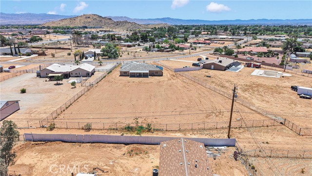 20020 Symeron Road, Apple Valley CA: https://media.crmls.org/medias/e340260f-e4f4-485b-b267-9b262c2f7bb6.jpg