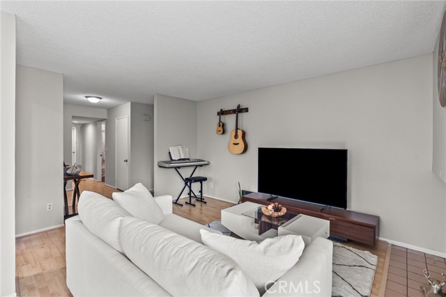 Detail Gallery Image 11 of 27 For 6716 Clybourn Ave #247,  North Hollywood,  CA 91606 - 3 Beds | 2 Baths