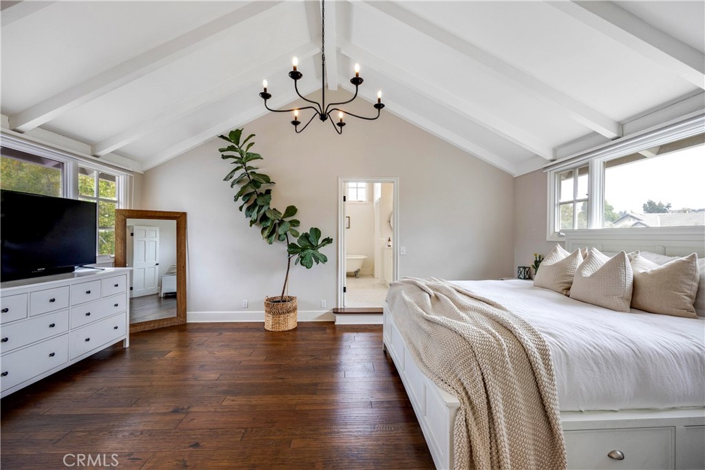 E340ef2a 7574 4924 9b66 B3b14d826924