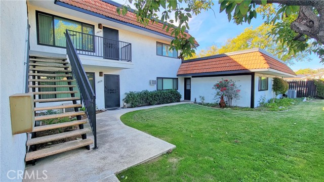 Detail Gallery Image 2 of 4 For 18026 Avolinda Dr, Yorba Linda,  CA 92886 - – Beds | – Baths