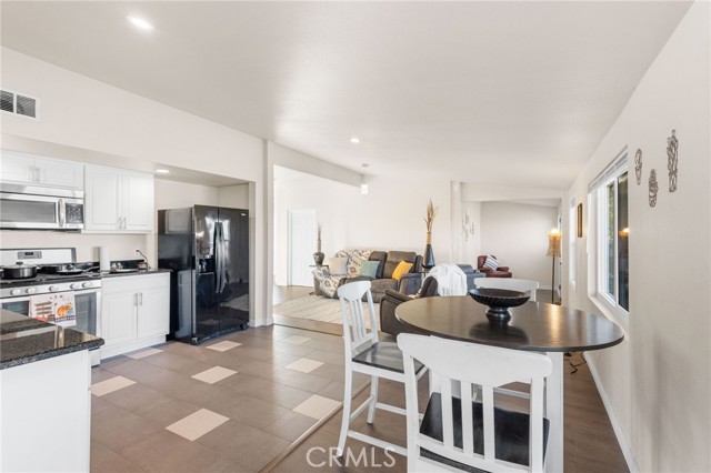 Detail Gallery Image 22 of 42 For 60325 Natoma, Joshua Tree,  CA 92252 - 4 Beds | 2 Baths