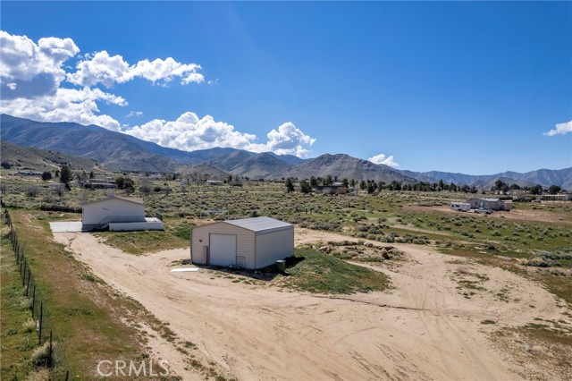 Detail Gallery Image 16 of 20 For 10616 Bull Run Rd, Weldon,  CA 93283 - 4 Beds | 2 Baths
