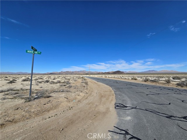 Detail Gallery Image 3 of 4 For 1 North Side, Lucerne Valley,  CA 92356 - – Beds | – Baths