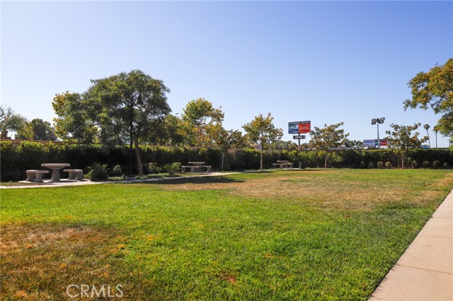 403 Aura Drive, Costa Mesa CA: https://media.crmls.org/medias/e3437f7d-9a09-4e69-9034-f00f1ba6c8a2.jpg