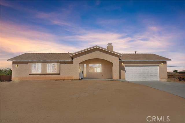 Detail Gallery Image 1 of 40 For 21042 Wigwam Rd, Apple Valley,  CA 92307 - 3 Beds | 2 Baths