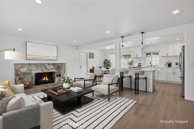 Detail Gallery Image 4 of 26 For 1163 N Hart, Orange,  CA 92867 - 5 Beds | 3 Baths