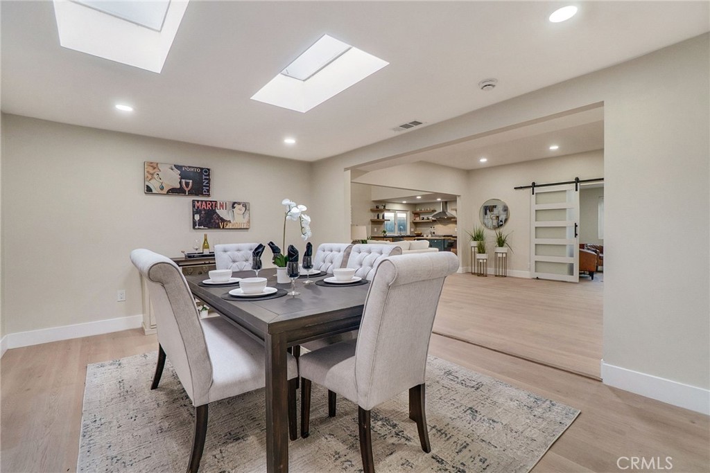 MLS #OC25260184 image #35