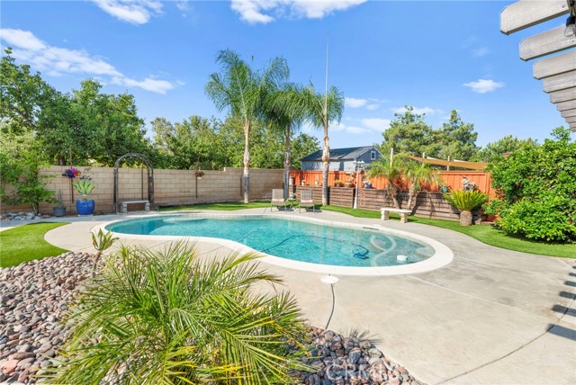 32392 Giverny Court, Winchester CA: https://media.crmls.org/medias/e34449b5-30d5-4759-bd65-65f4b5febc25.jpg
