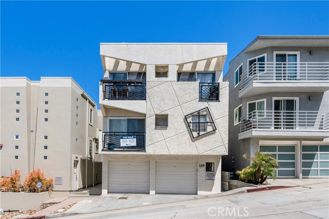 119 40th Street, Manhattan Beach, California 90266, ,Residential Income,Sold,40th,PW24094707