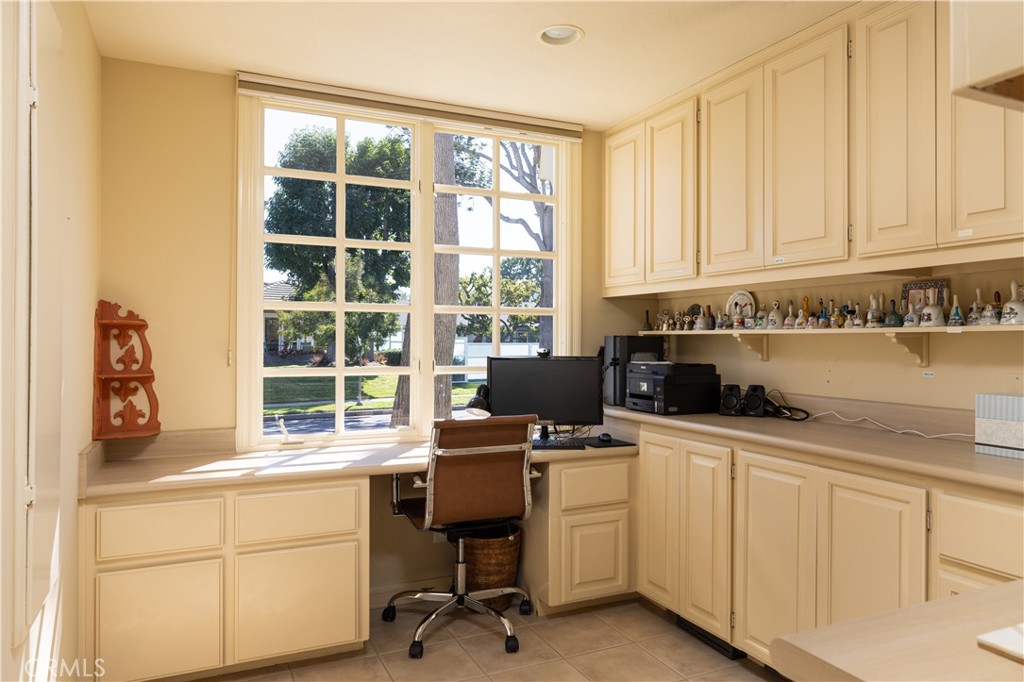 MLS #NP25241342 image #17