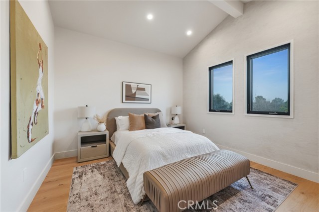 Detail Gallery Image 24 of 36 For 16252 Addison St, Encino,  CA 91436 - 7 Beds | 7/1 Baths