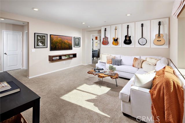 Detail Gallery Image 10 of 18 For 30844 Charger Way, Winchester,  CA 92596 - 5 Beds | 3 Baths