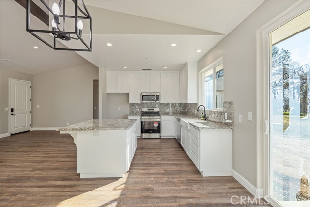 Detail Gallery Image 10 of 63 For 5448 Dunn Ct, Catheys Valley,  CA 95306 - 4 Beds | 2 Baths